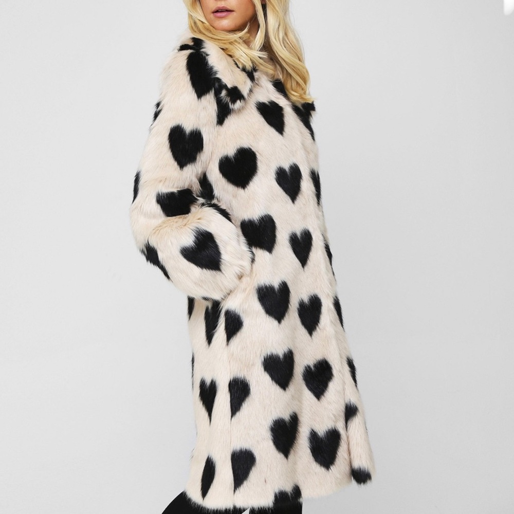 Elegant Heart Print Teddy Jacket